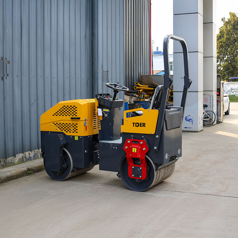 Ride On Vibratory Roller
